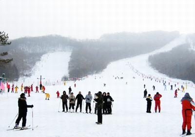 哈尔滨华天乌吉密滑雪场