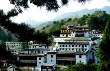 乌兰察布阴山古刹