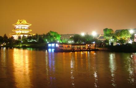 绍兴古城夜游环城河游船