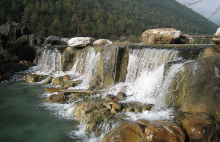 迪庆香格里拉蓝月山谷景区