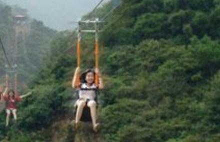 清远黄腾峡峡谷飞人