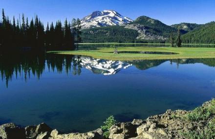 银川海子湖金马度假村