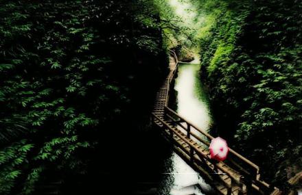 成都龙隐峡栈道