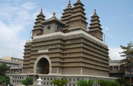 呼和浩特五塔寺