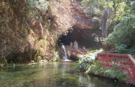 攀枝花龙潭溶洞