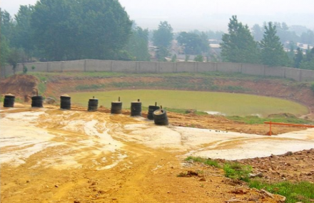 临沂玫瑰湖汽车公园