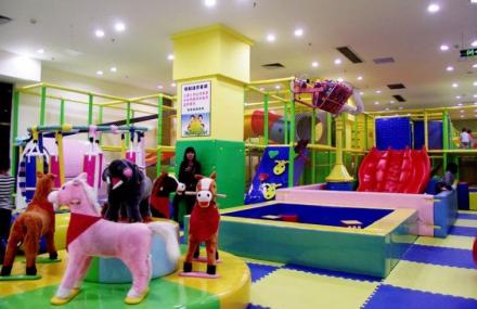 北京峡谷达人儿童游乐园