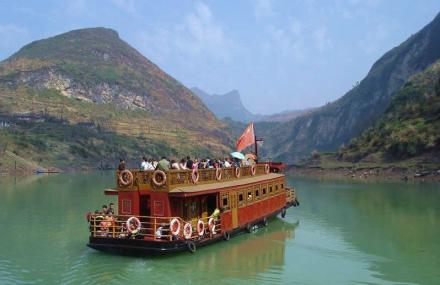 张家界苦竹河平湖游