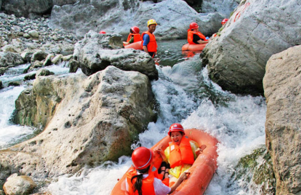长沙浏阳凤凰峡漂流