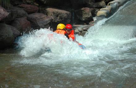 黄山枧潭漂流