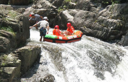 温州双溪寨漂流