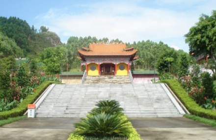 清远金鸡岩名胜古迹风景区