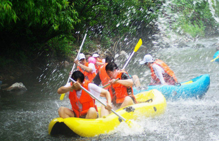 长沙浏阳榴花洞漂流