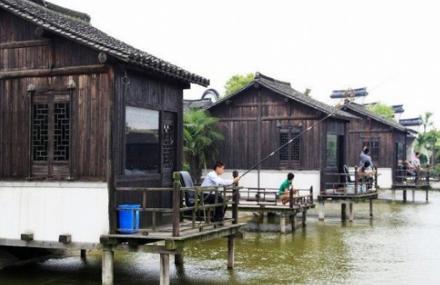 嘉兴桐乡红杉邨