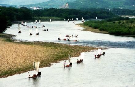 温州楠溪江龙河渡竹筏漂流