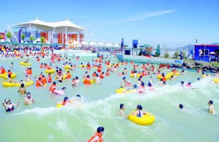 平顶山亚龙湾水上乐园