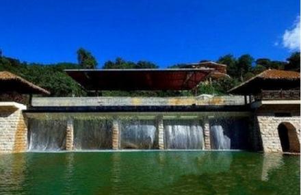 南平瀑布林温泉度假村