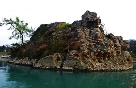 温州楠溪江狮子岩桃花源竹筏漂流