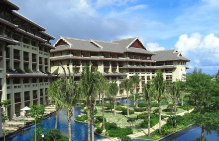 三亚丽思卡尔顿德贝水上运动