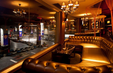 上海飞霆卡丁车馆