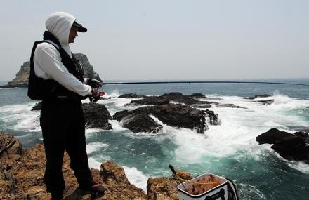 宁波石浦渔港休闲捕鱼