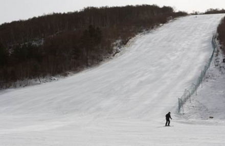 张家口长城岭滑雪场