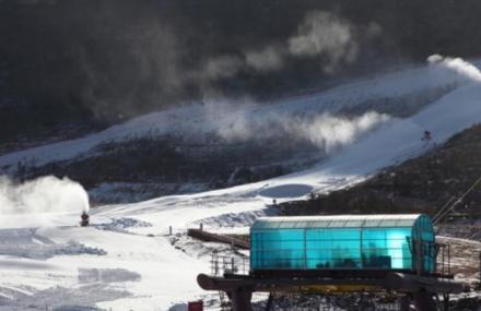 唐山玉龙湾乐酷滑雪小镇