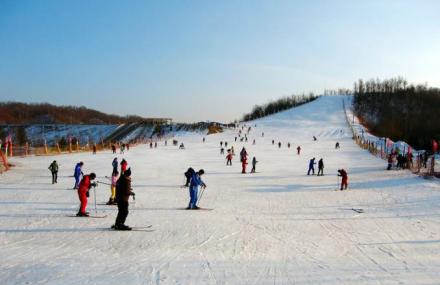 哈尔滨亚布力雅旺斯滑雪场