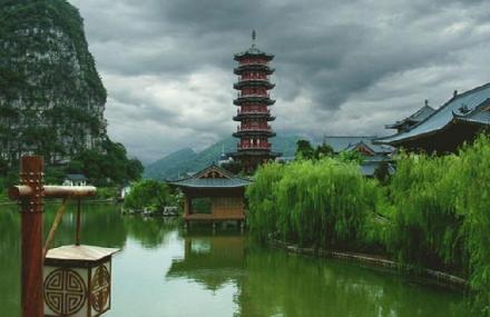 桂林两江四湖解放桥码头