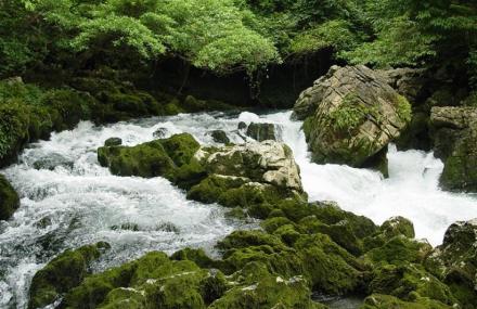 贵阳南江大峡谷漂流