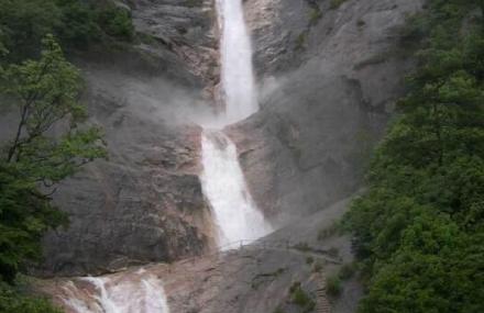 黄山龙源九龙瀑