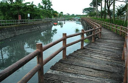 重庆半溪河滨水公园