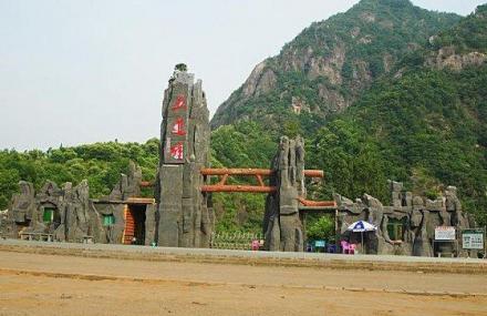南阳五道幢大门