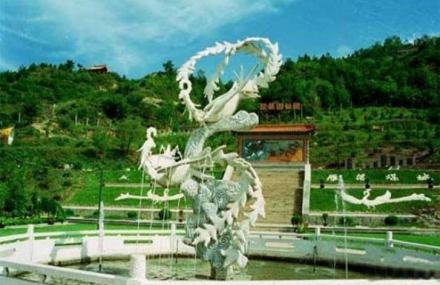 平凉双凤山公园