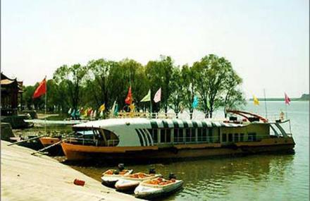 三门峡轩瑞温泉水上乐园