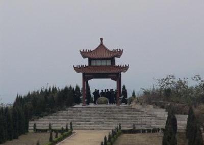 信阳郑维山将军故里