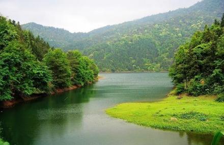 包头石门风景区