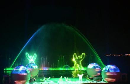 三亚凤凰传奇水幕电影剧场