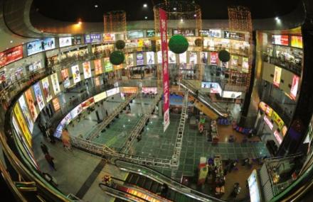 保定白沟服饰广场