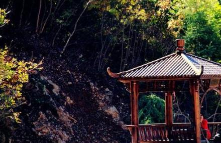 鞍山岫岩冰湖旅游度假区