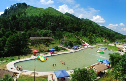 河池青明山庄园景区