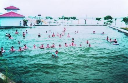 宁波杭州湾海滨游乐园