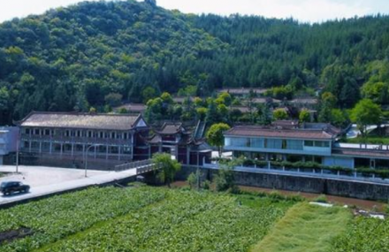 玉溪象鼻温泉度假村