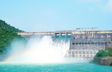 河源新丰江水库大坝