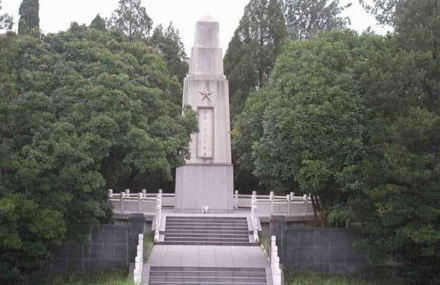 淮安刘老庄八十二烈士陵园