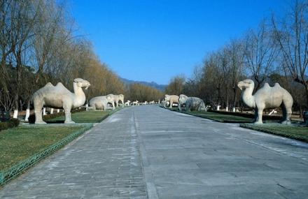 香港李郑屋古墓