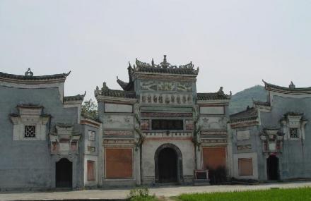 定安居丁动物园